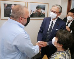 El miembro del Buró Político y primer ministro de la República de Cuba, Manuel Marrero Cruz, encabezó la delegación cubana que participó en el funeral de Estado del ex primer ministro japonés, Abe Shinzo.